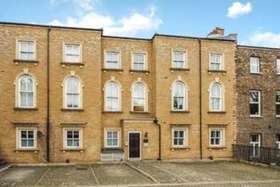 1 bedroom Flat for s...